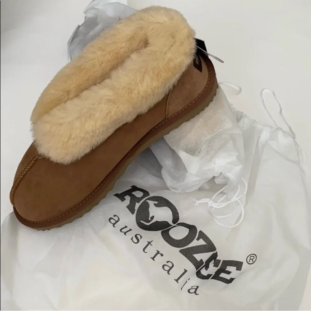 ROOZEE SHEARLING SLIPPER BOOTS - Picture 9 of 10